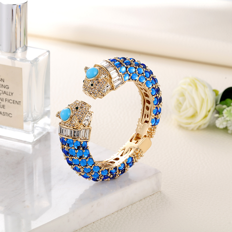 กำไลข้อมือรูปสัตว์ Sally's Par - Paradise Jewelry & Watches Llc Photos บทวิจารณ์และราคา