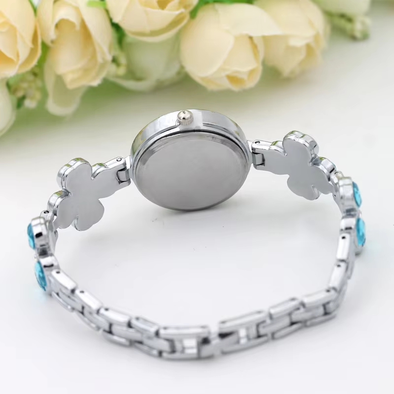 Four-Leaf Clover บุคลิกภาพความ - Jewels In Quartz Watches บทวิจารณ์และราคา