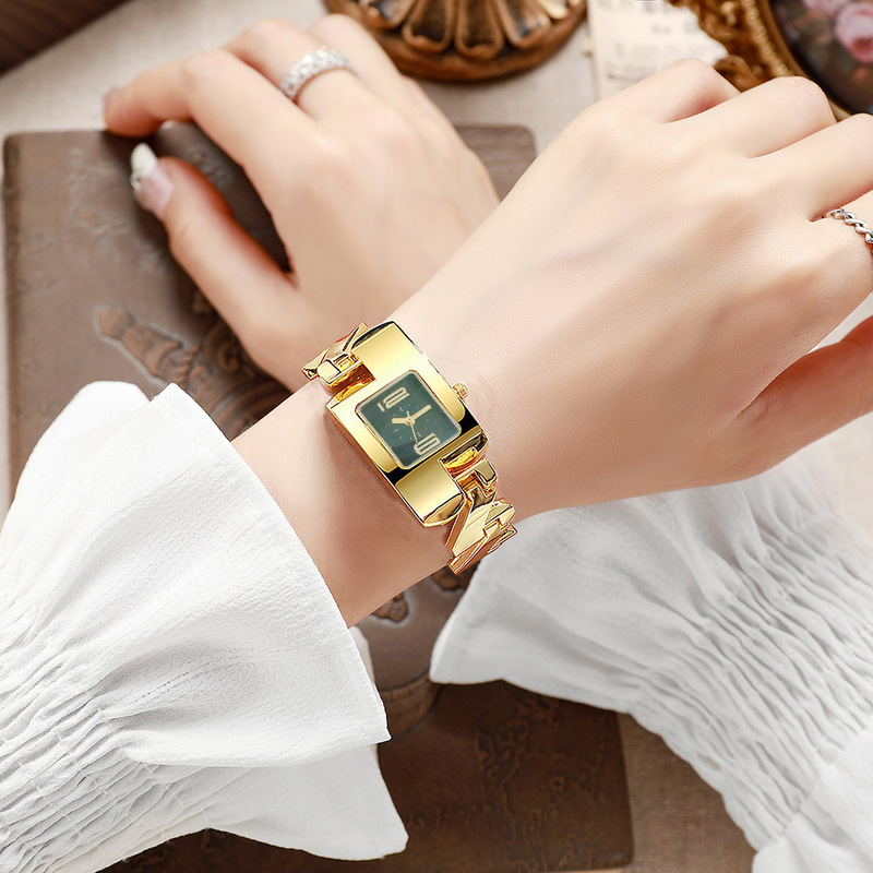 นาฬิกาข้อมือควอตซ์ทรงสี่เหลี่ย - Jewelry Watches Vintage บทวิจารณ์และราคา