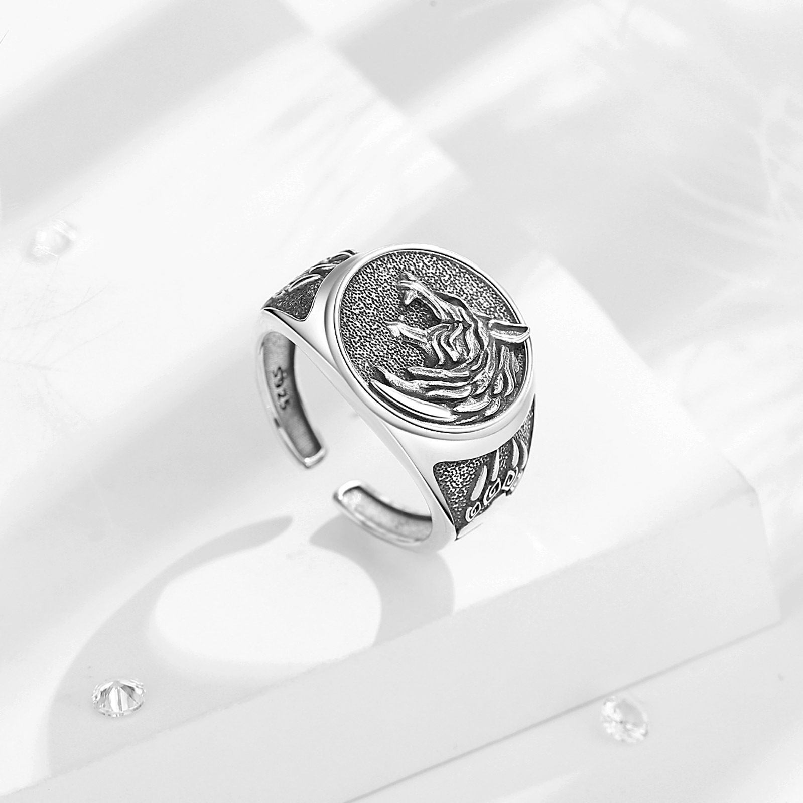 Eudora 925เงินสเตอร์ลิงไวกิ้งห - Mens Signet Ring บทวิจารณ์และราคา