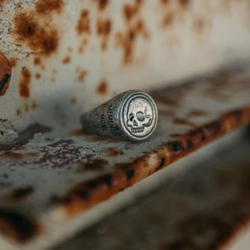 2025 Memento Mori Vintage ใหม่ - Mens Signet Ring บทวิจารณ์และราคา