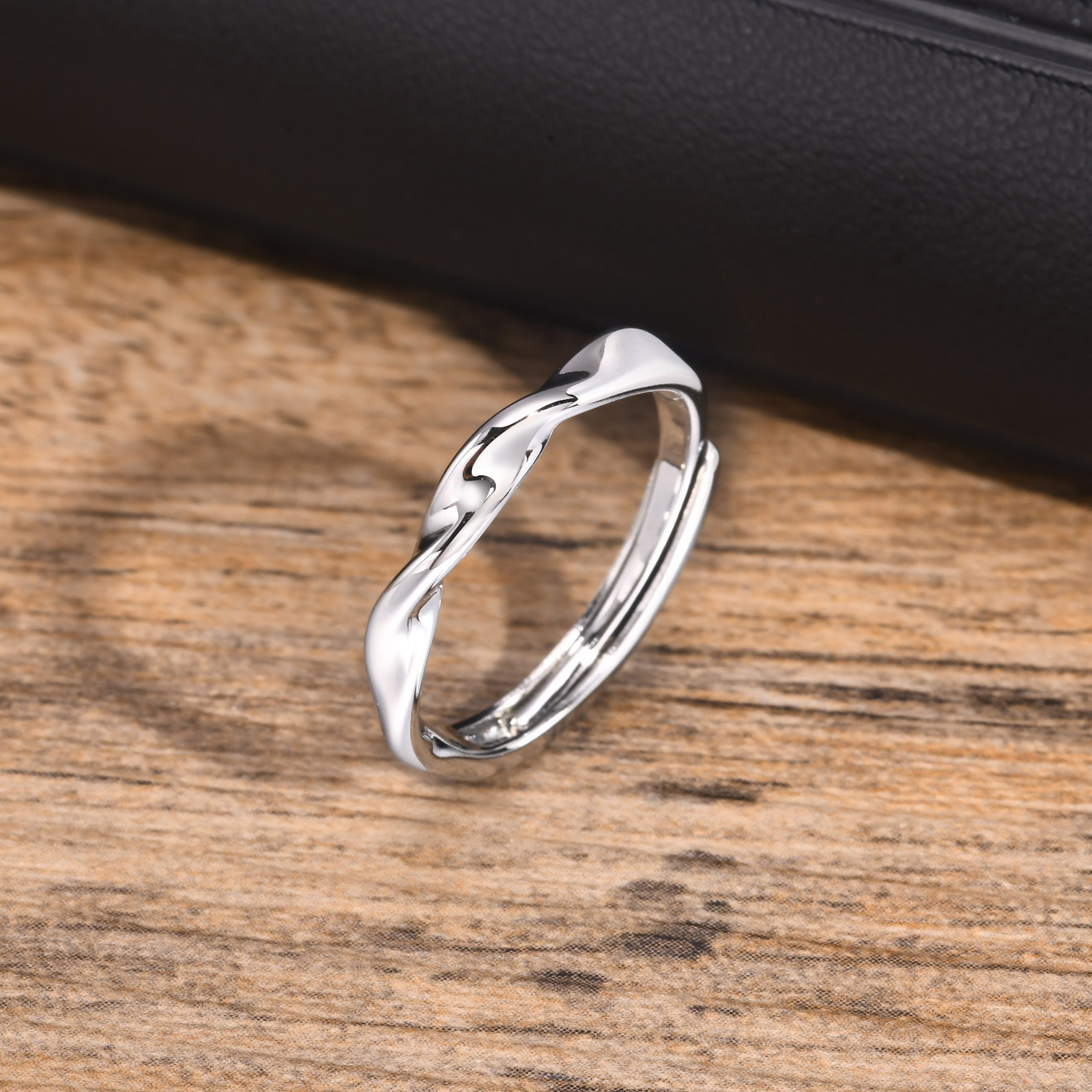 ผู้ชาย Twisted แหวนโลหะปรับ Mi - Mens Signet Ring บทวิจารณ์และราคา